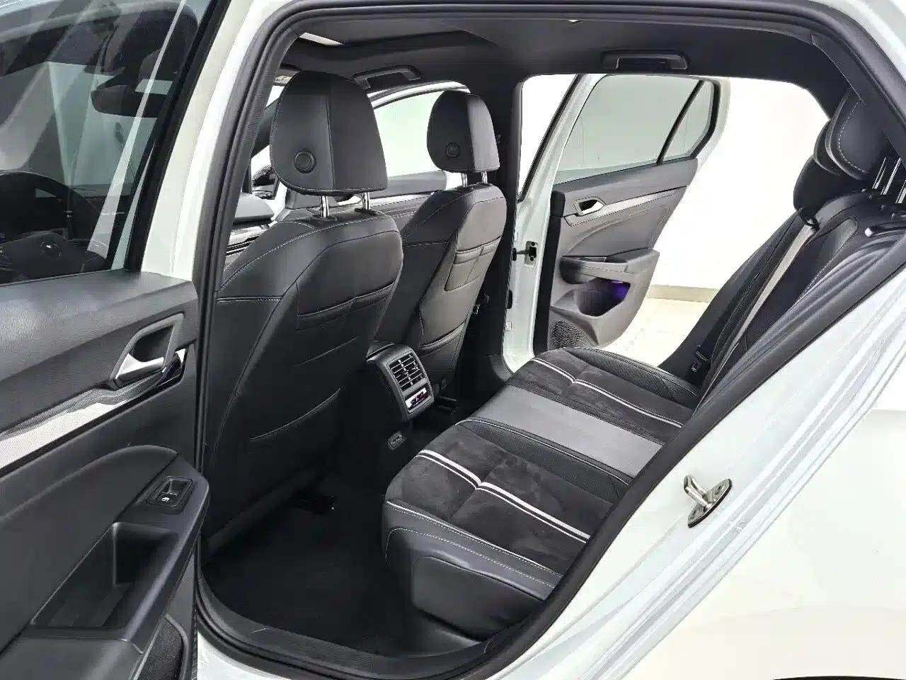 2023 Golf 280TSI DSG Pro — миниатюра 9