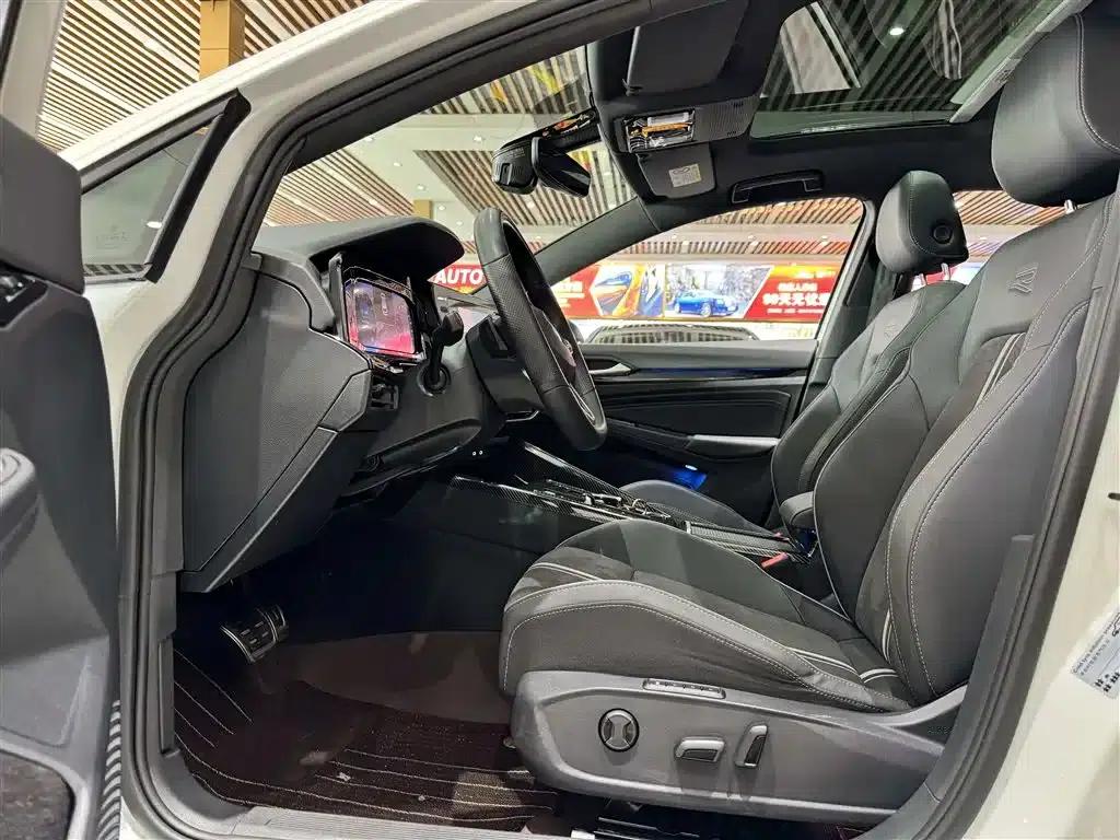 2023 Golf Facelift 280TSI DSG R-Line Lite — миниатюра 6