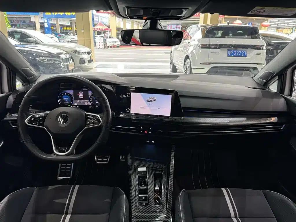 2023 Golf Facelift 280TSI DSG R-Line Lite — миниатюра 9
