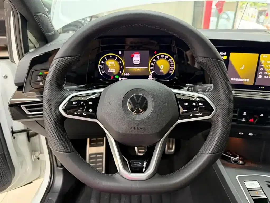2021 Golf 280TSI DSG R-Line — миниатюра 11