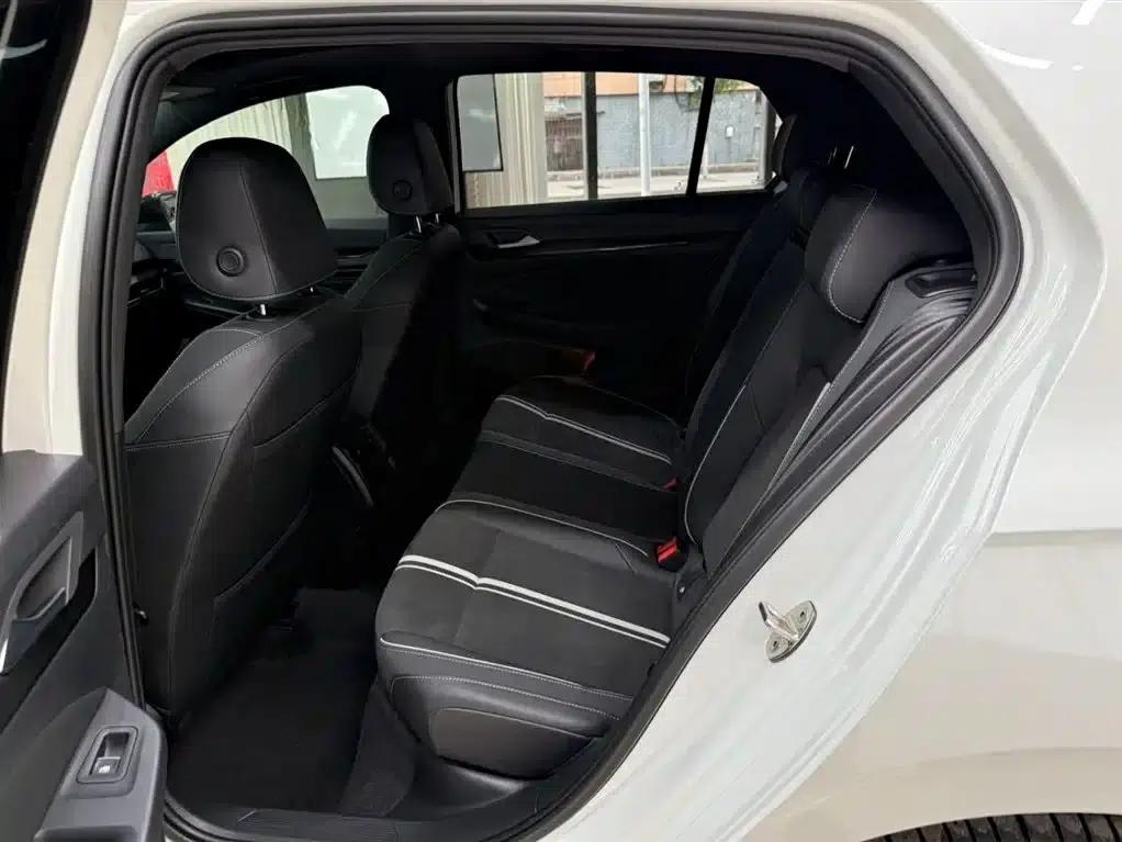 2021 Golf 280TSI DSG R-Line — миниатюра 18