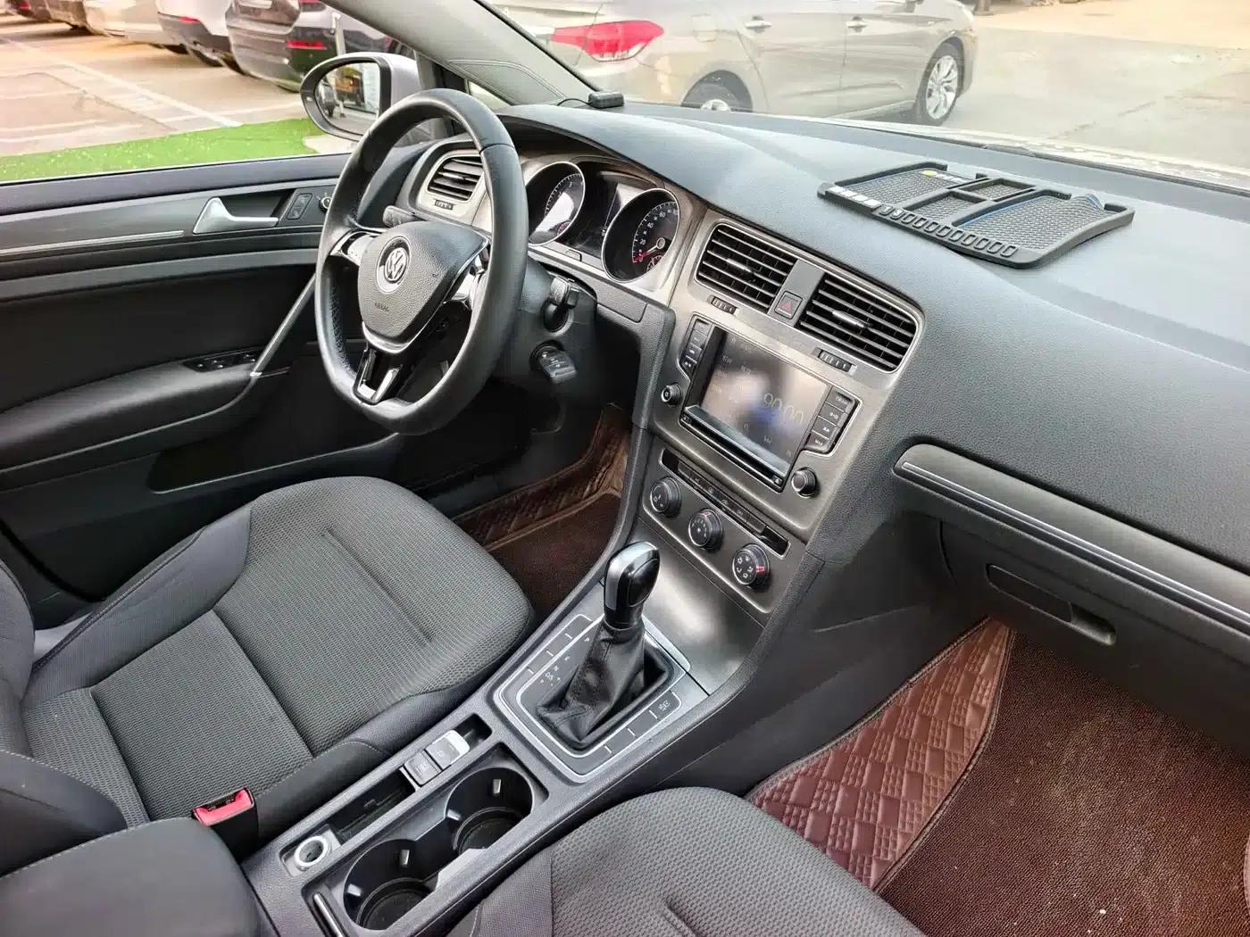 2015 Golf 1.6L Automatic Comfort — миниатюра 13