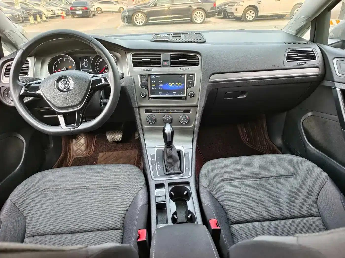 2015 Golf 1.6L Automatic Comfort — миниатюра 6