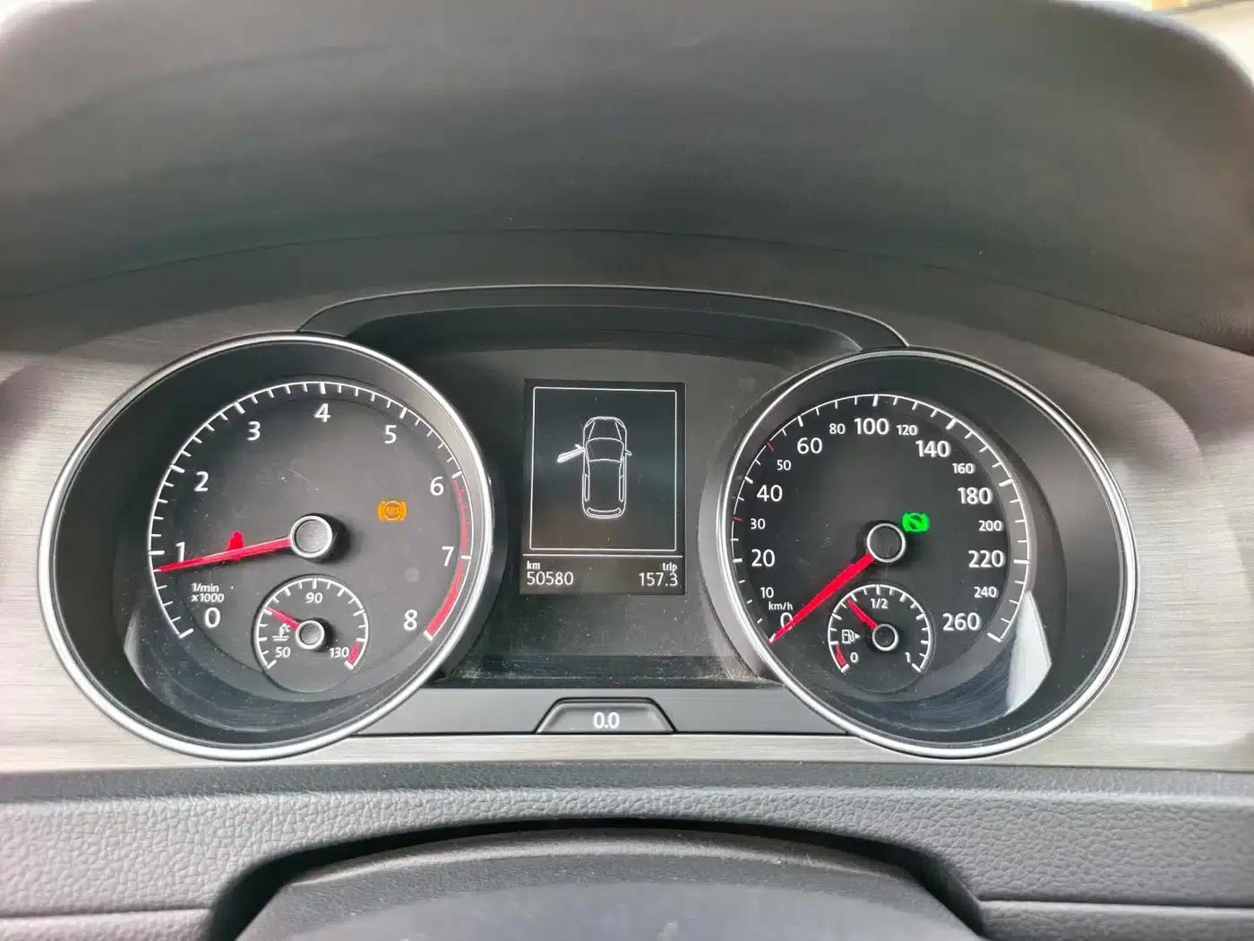 2015 Golf 1.6L Automatic Comfort — миниатюра 8