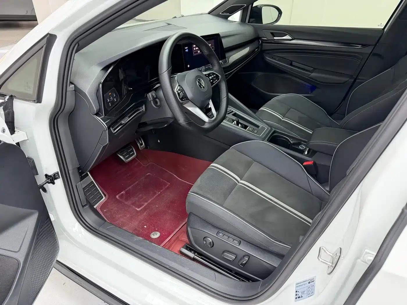 2021 Golf 280TSI DSG R-Line — миниатюра 11