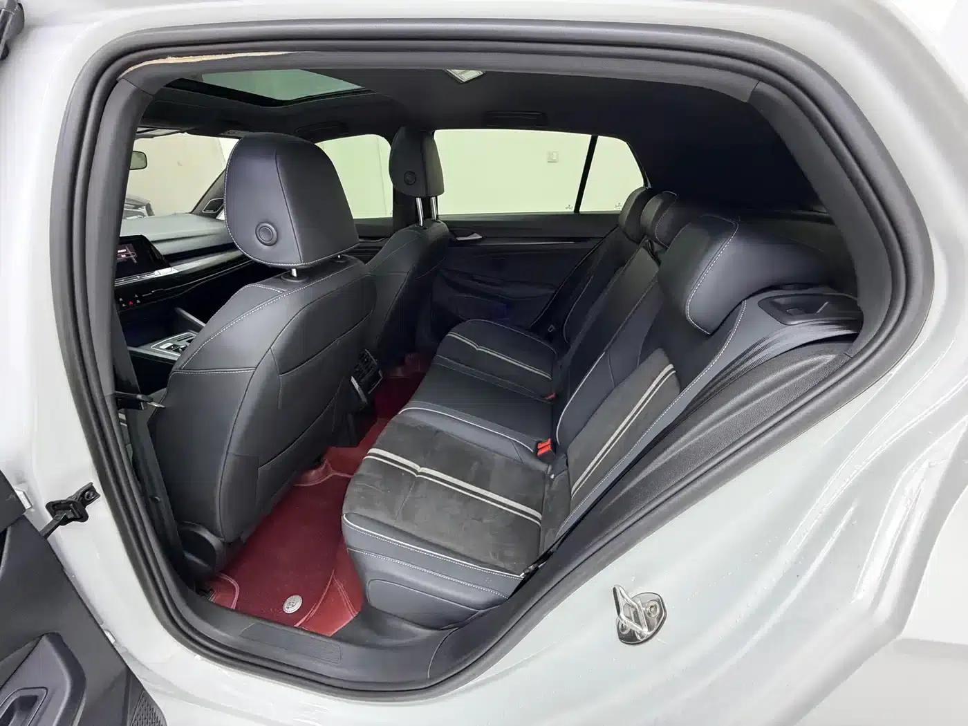 2021 Golf 280TSI DSG R-Line — миниатюра 13