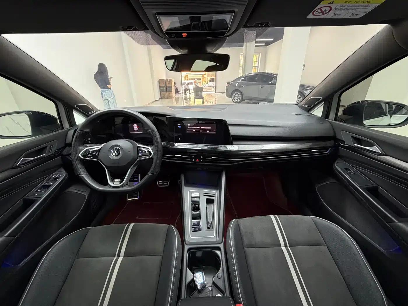 2021 Golf 280TSI DSG R-Line — миниатюра 15
