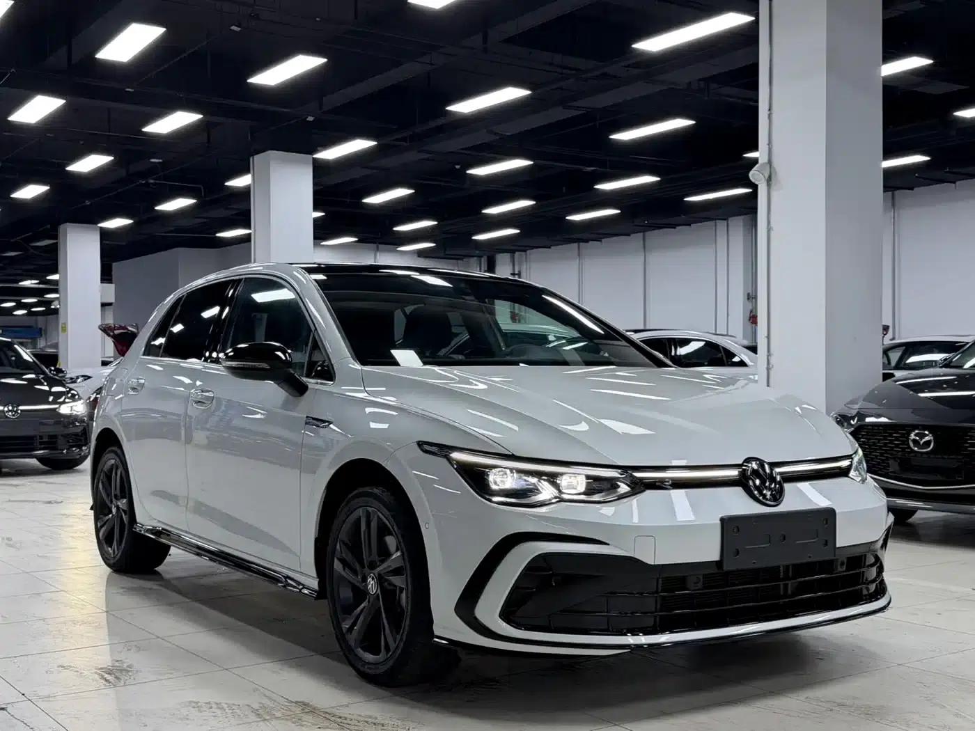 2023 Golf 280TSI DSG R-Line — миниатюра 2