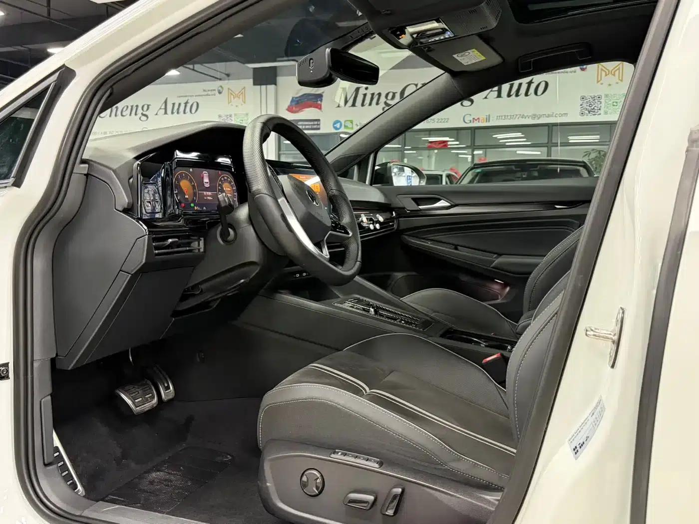 2023 Golf 280TSI DSG R-Line — миниатюра 16