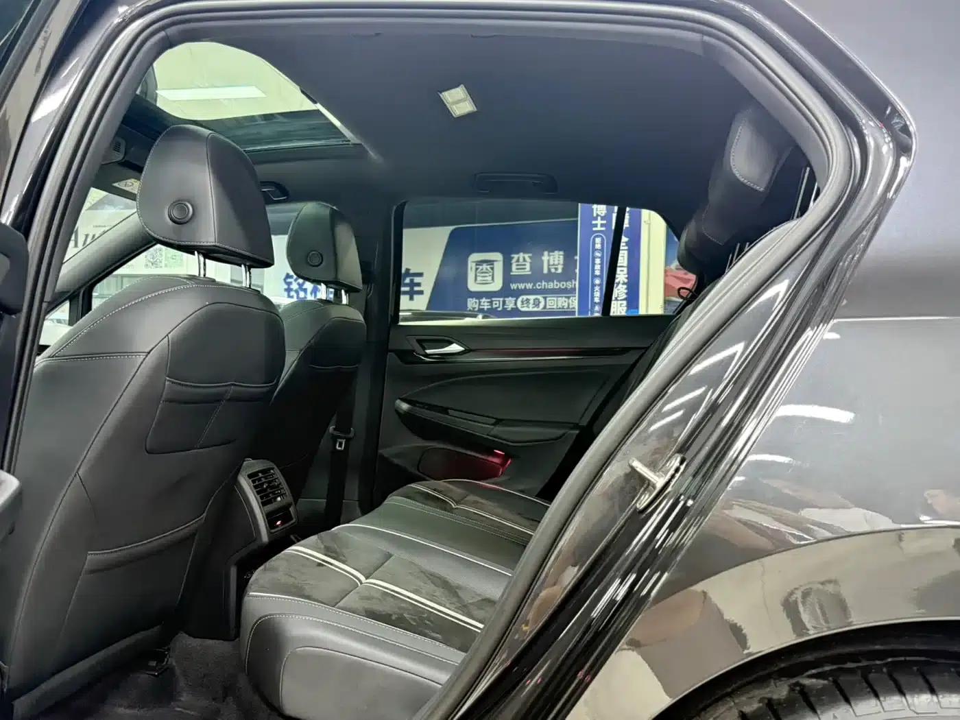2021 Golf 280TSI DSG R-Line — миниатюра 18