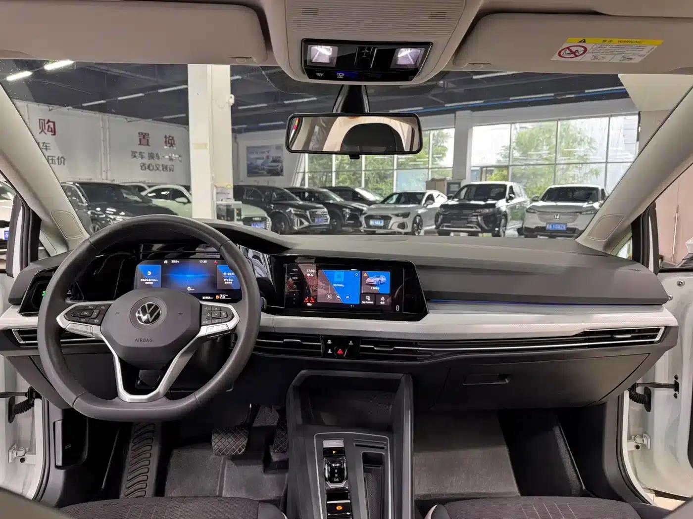 2023 Golf Facelift 280TSI DSG Pro — миниатюра 17
