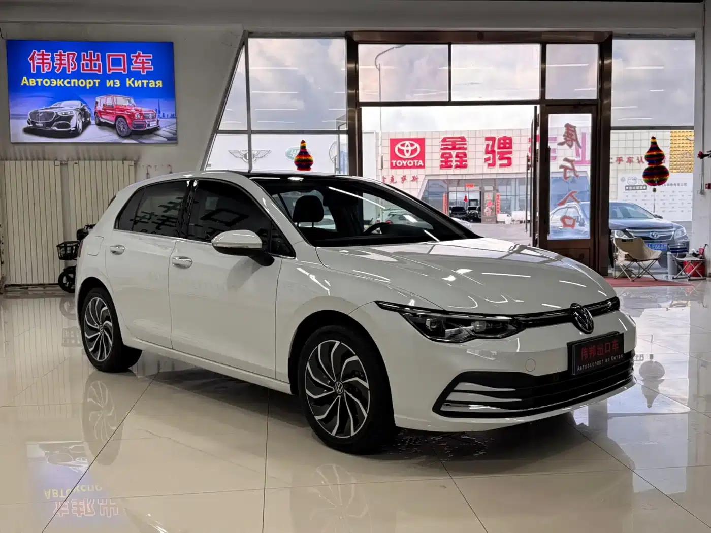 2023 Golf Facelift 280TSI DSG Pro — миниатюра 3