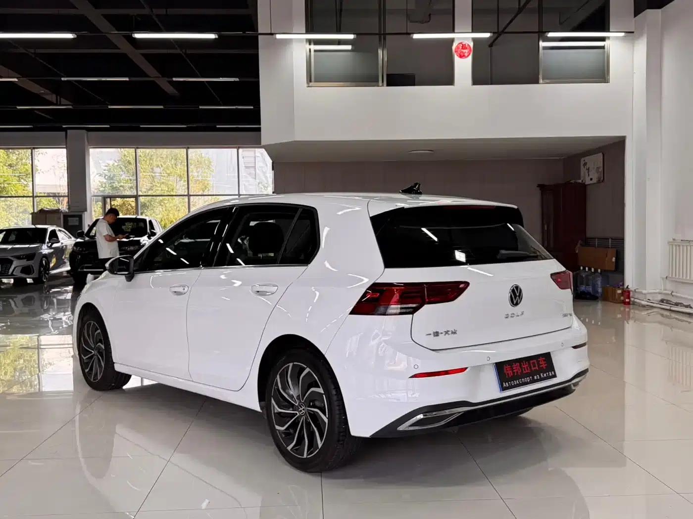 2023 Golf Facelift 280TSI DSG Pro — миниатюра 5