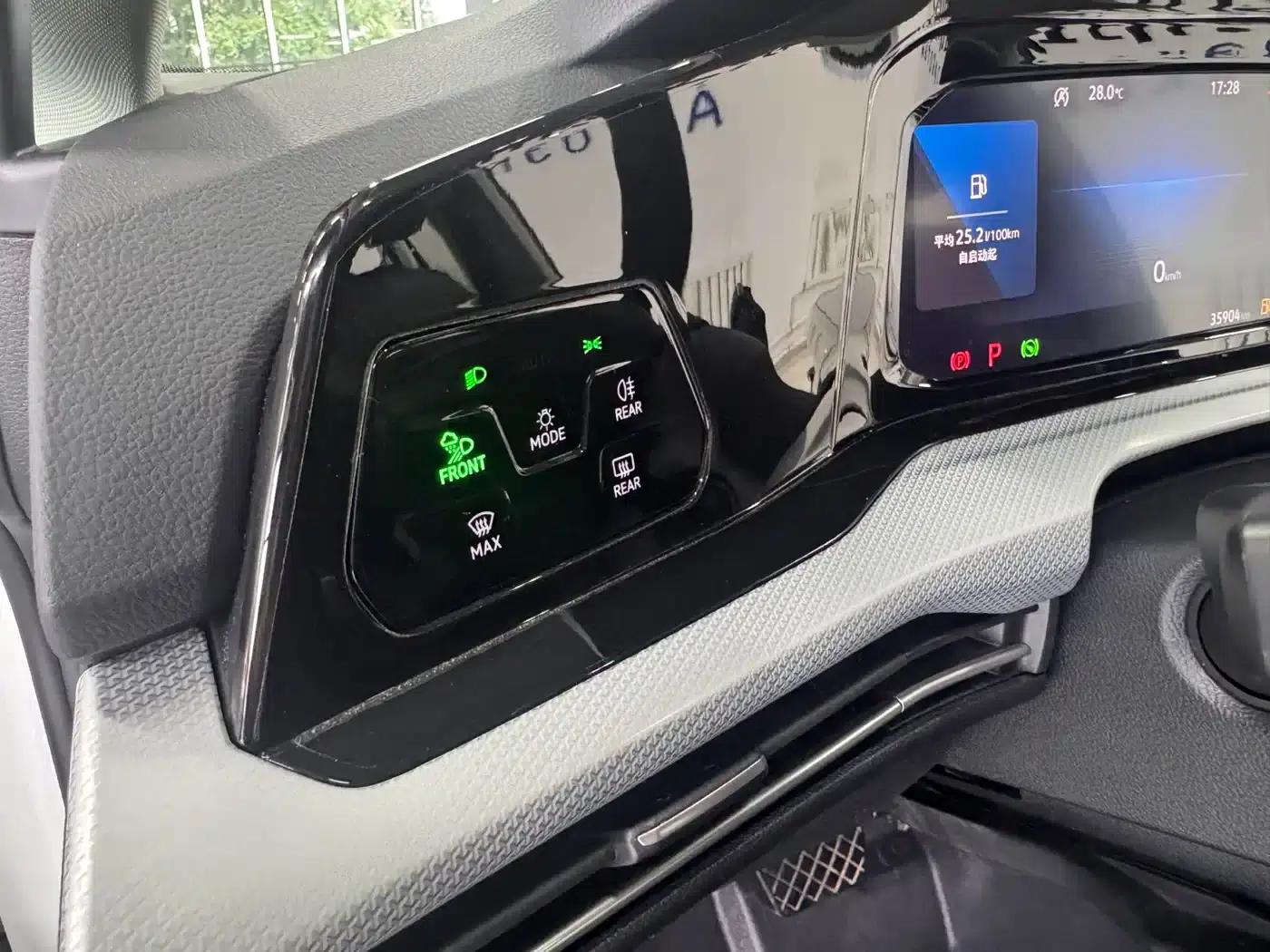 2023 Golf Facelift 280TSI DSG Pro — миниатюра 10