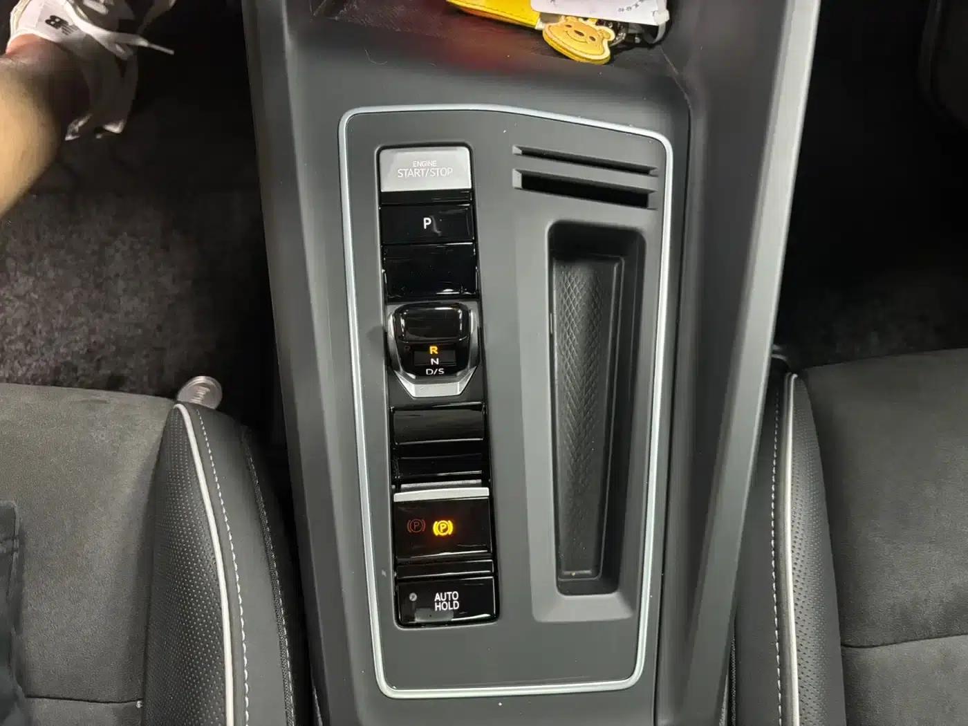 2023 Golf 280TSI DSG R-Line Lite — миниатюра 16