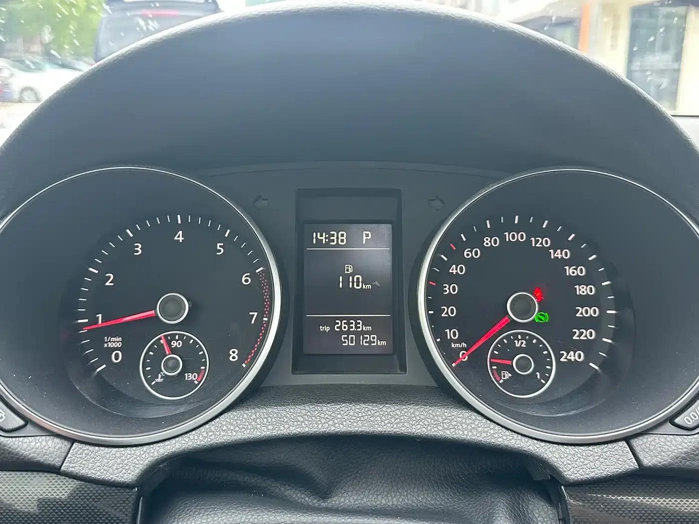 2012 Golf 1.6 Automatic Comfort — миниатюра 14
