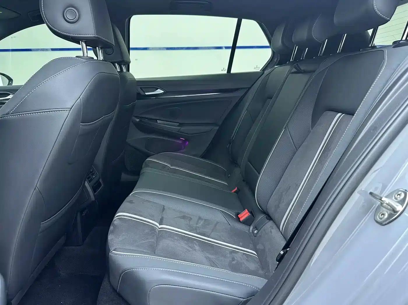 2023 Golf Facelift 280TSI DSG R-Line Lite — миниатюра 9