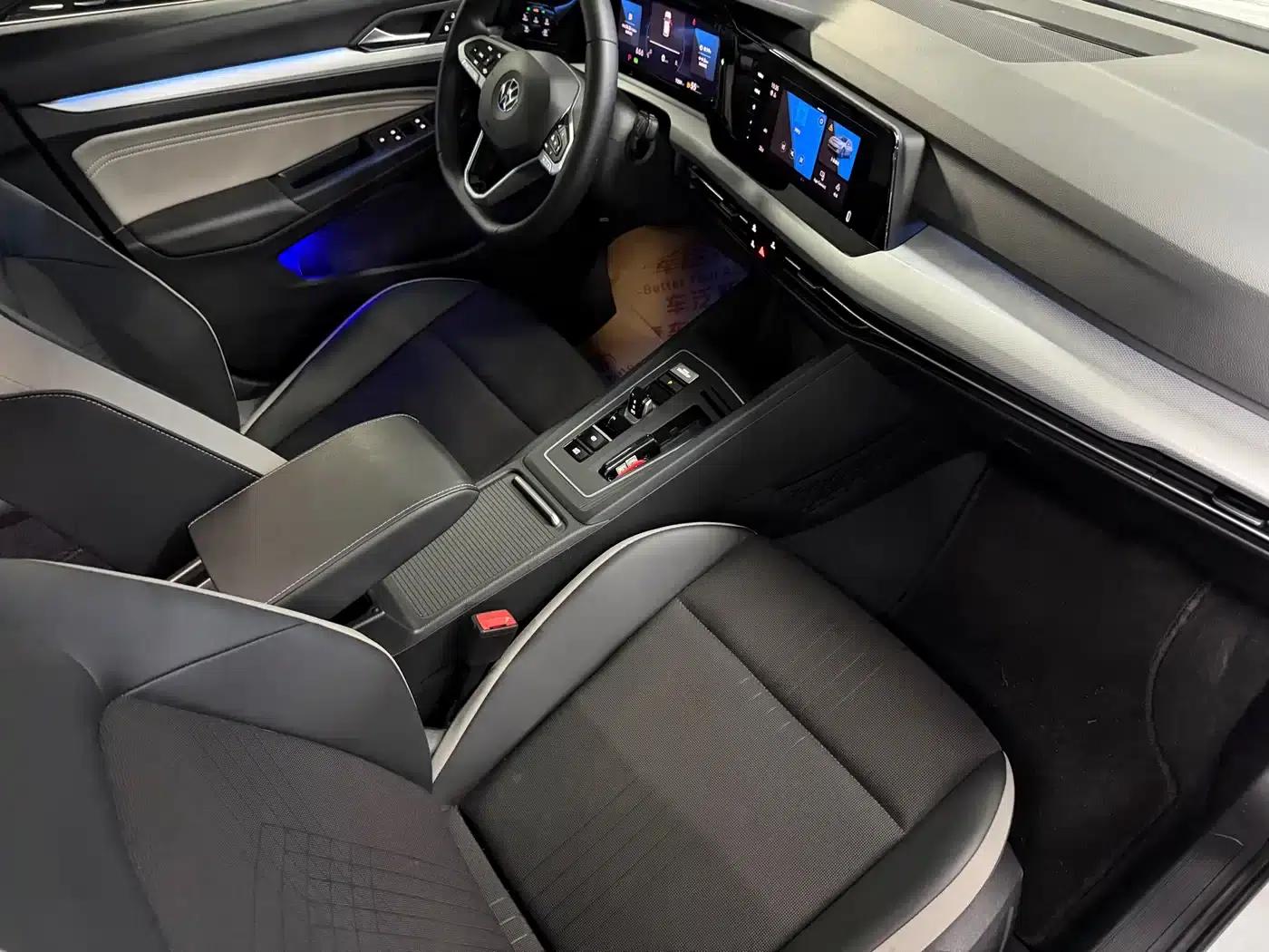 2023 Golf Facelift 280TSI DSG R-Line Lite — миниатюра 4