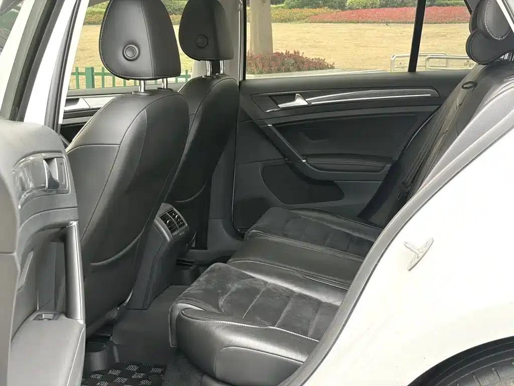 2018 Golf 230TSI Automatic Luxury — миниатюра 6