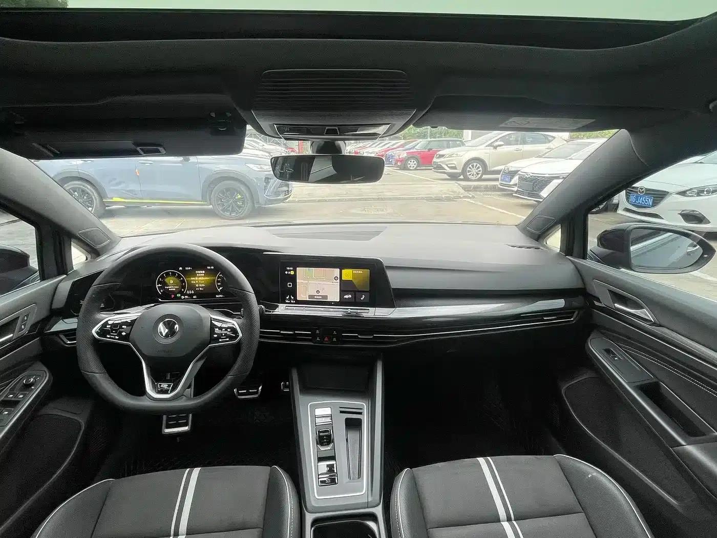 2023 Golf Facelift 280TSI DSG R-Line Lite — миниатюра 13