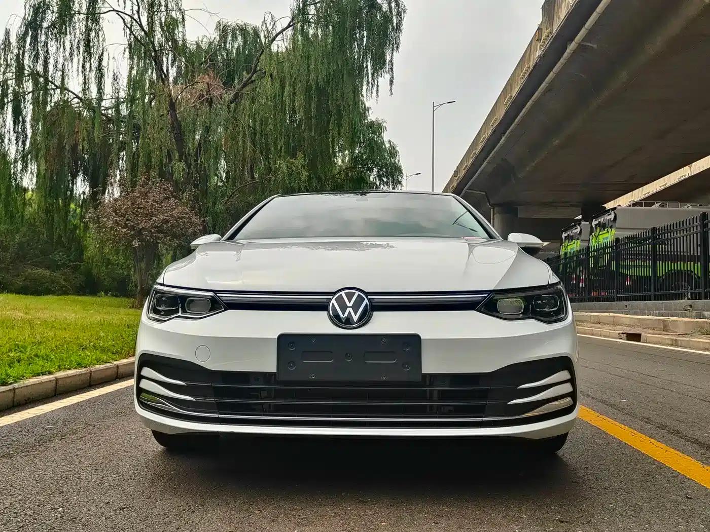2023 Golf 280TSI DSG Pro — миниатюра 3