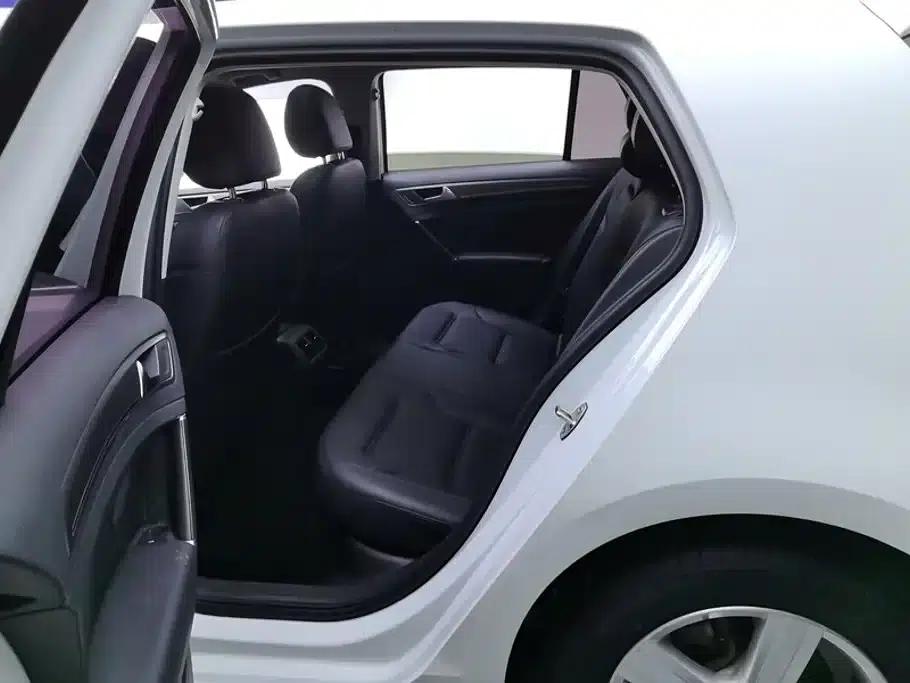 2015 Golf 1.6L Automatic Comfort — миниатюра 11