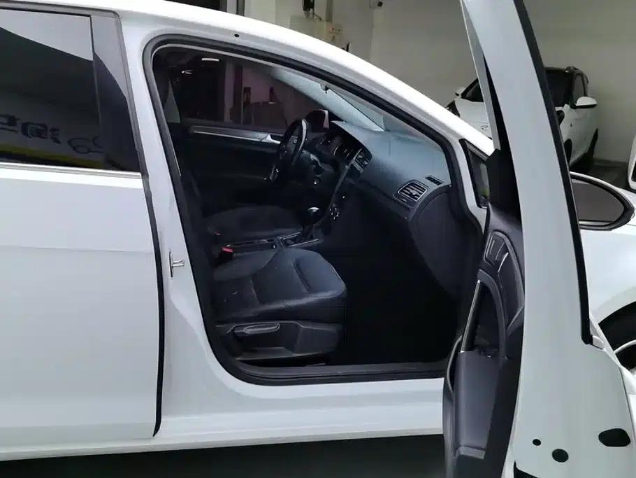2015 Golf 1.6L Automatic Comfort — миниатюра 8