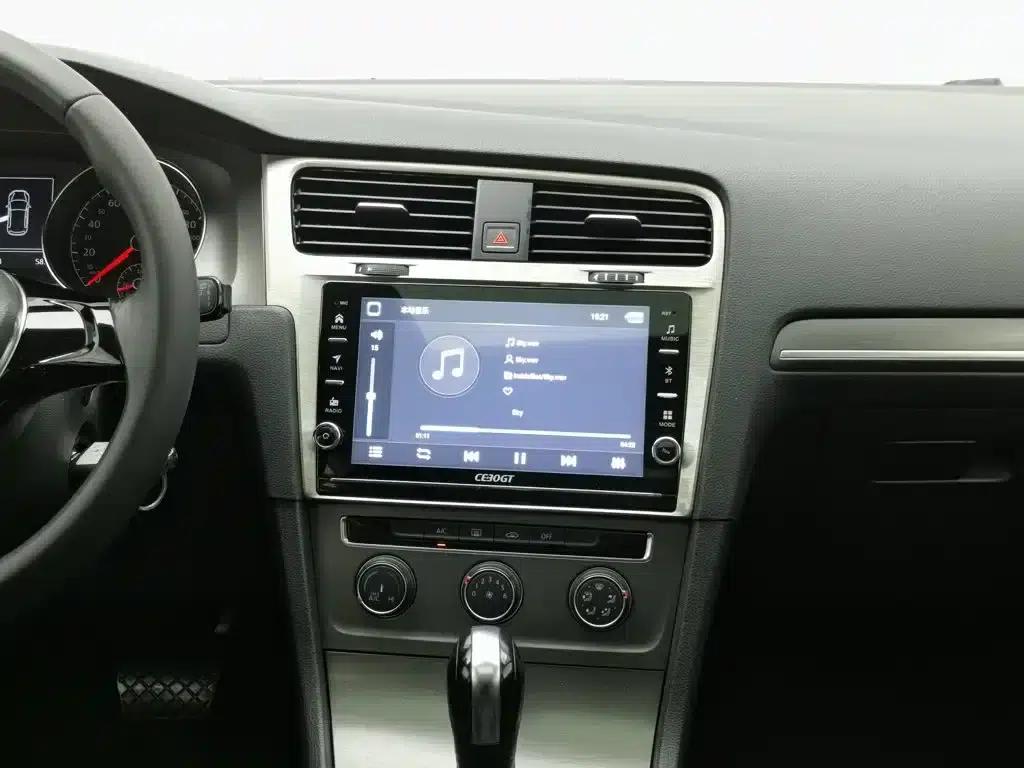 2016 Golf 1.6L Automatic Comfort — миниатюра 12
