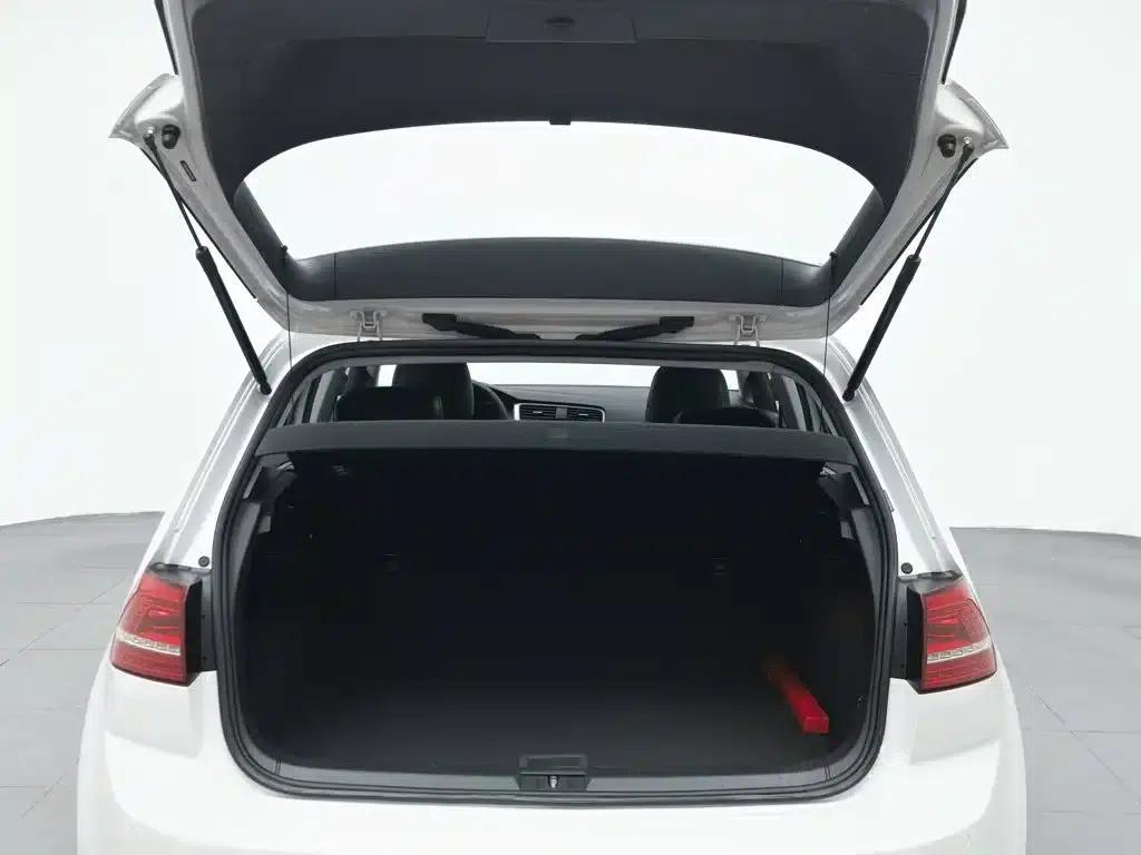 2016 Golf 1.6L Automatic Comfort — миниатюра 16