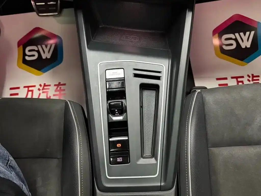 2023 Golf 280TSI DSG R-Line Lite — миниатюра 13