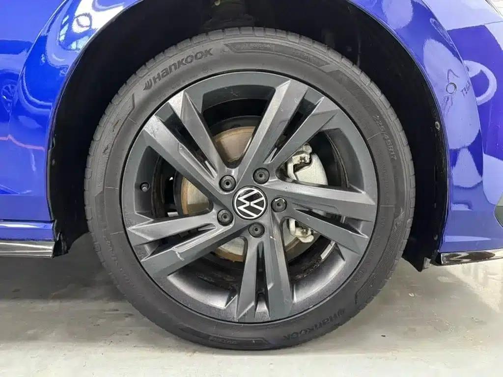 2023 Golf 280TSI DSG R-Line Lite — миниатюра 19