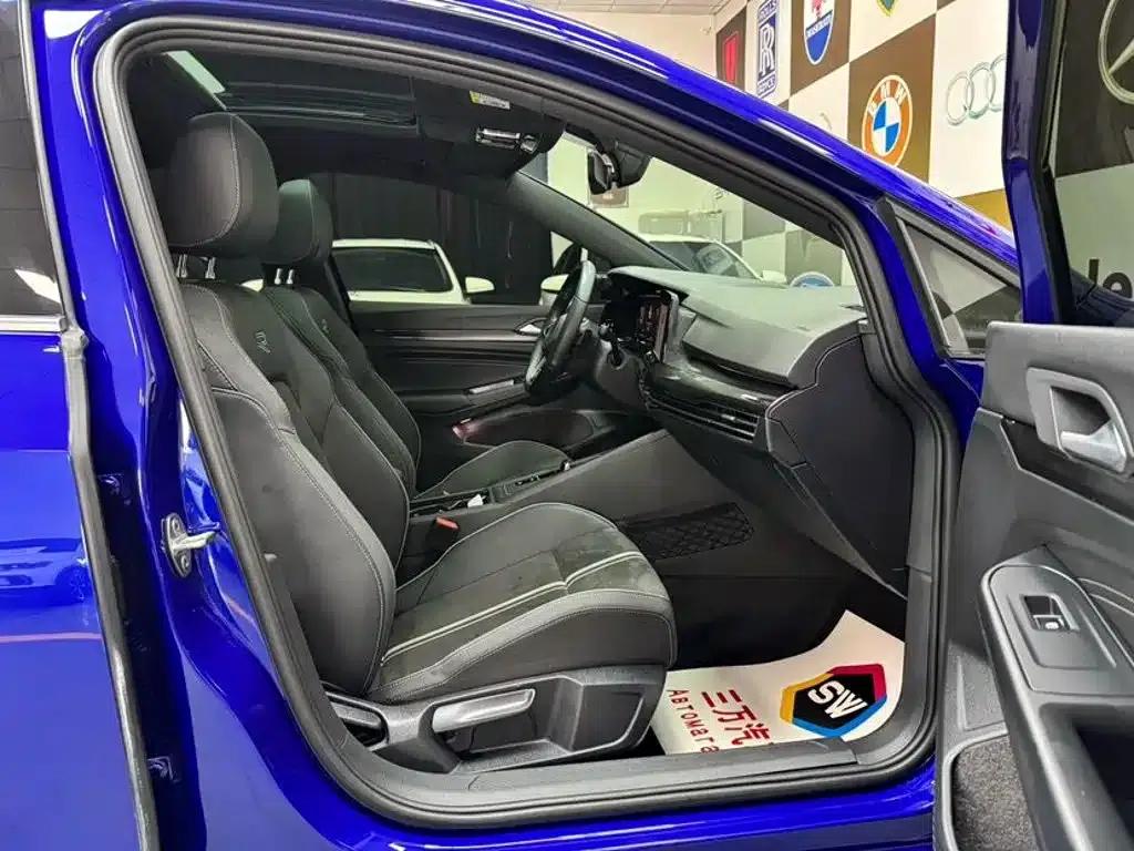 2023 Golf 280TSI DSG R-Line Lite — миниатюра 10