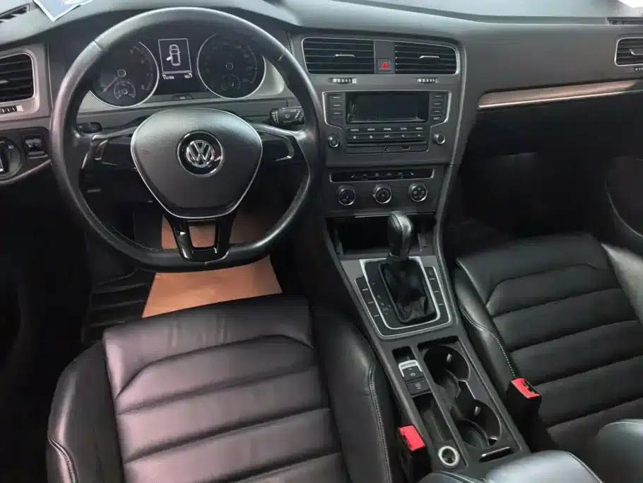 2014 Golf 1.6L Automatic Comfort — миниатюра 12