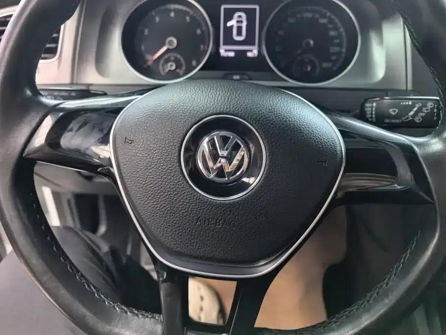 2014 Golf 1.6L Automatic Comfort — миниатюра 15