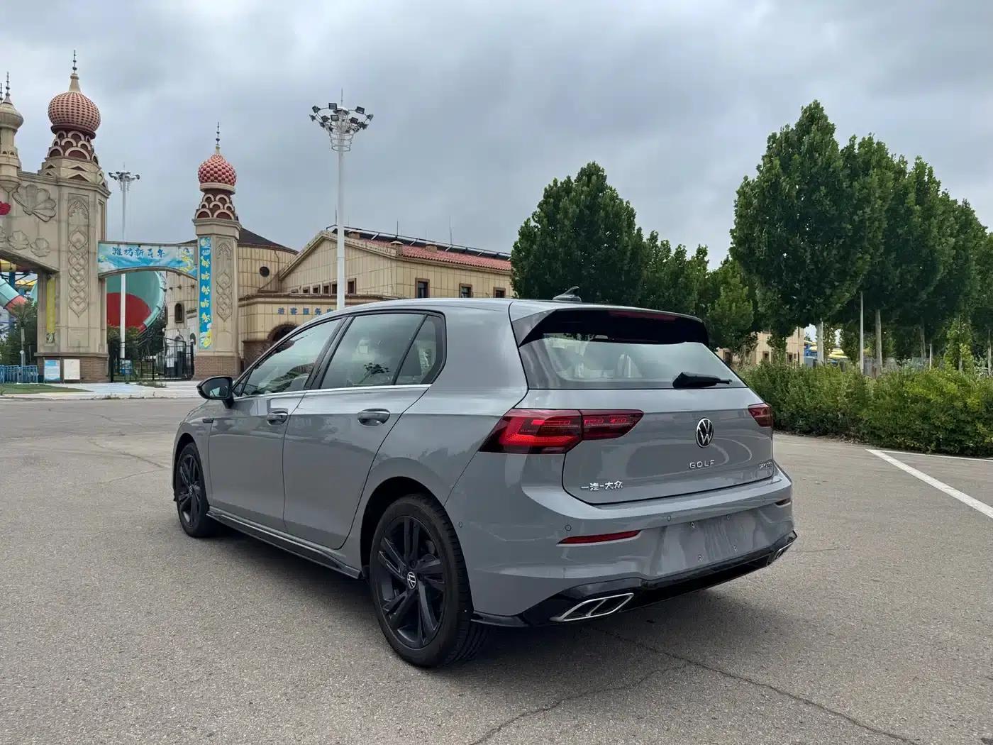 2023 Golf 280TSI DSG R-Line Lite — миниатюра 17