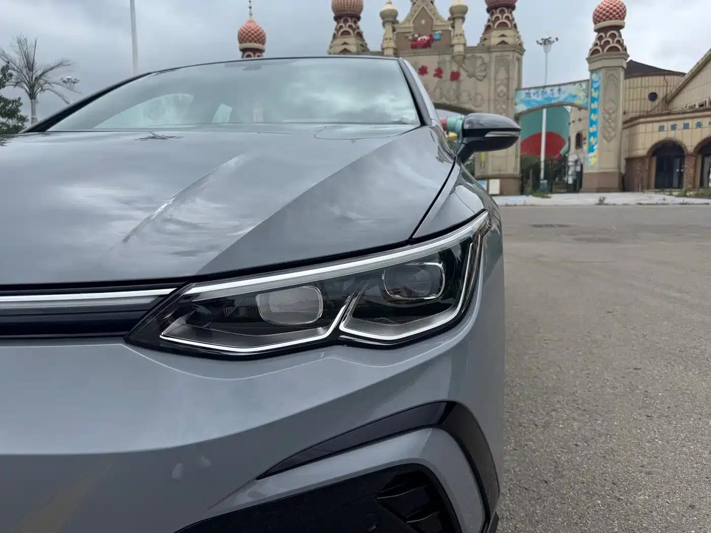 2023 Golf 280TSI DSG R-Line Lite — миниатюра 4