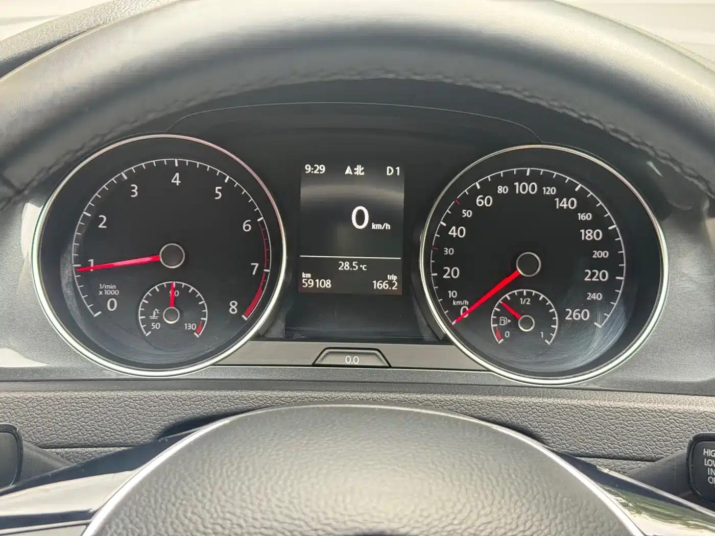 2019 Golf 280TSI DSG Comfort (China VI Emission Standard) — миниатюра 5