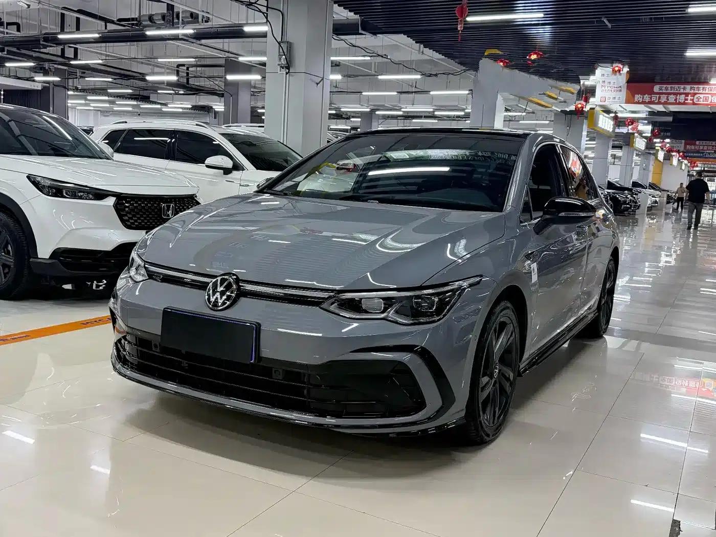 2023 Golf 280TSI DSG R-Line Lite — миниатюра 1