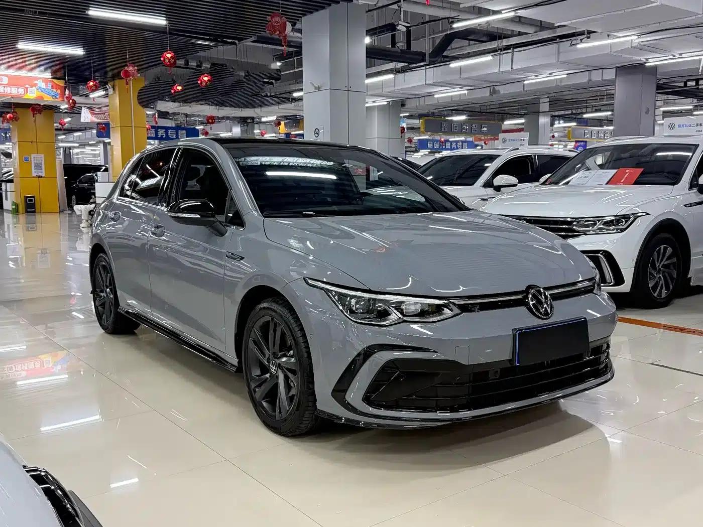 2023 Golf 280TSI DSG R-Line Lite — миниатюра 3