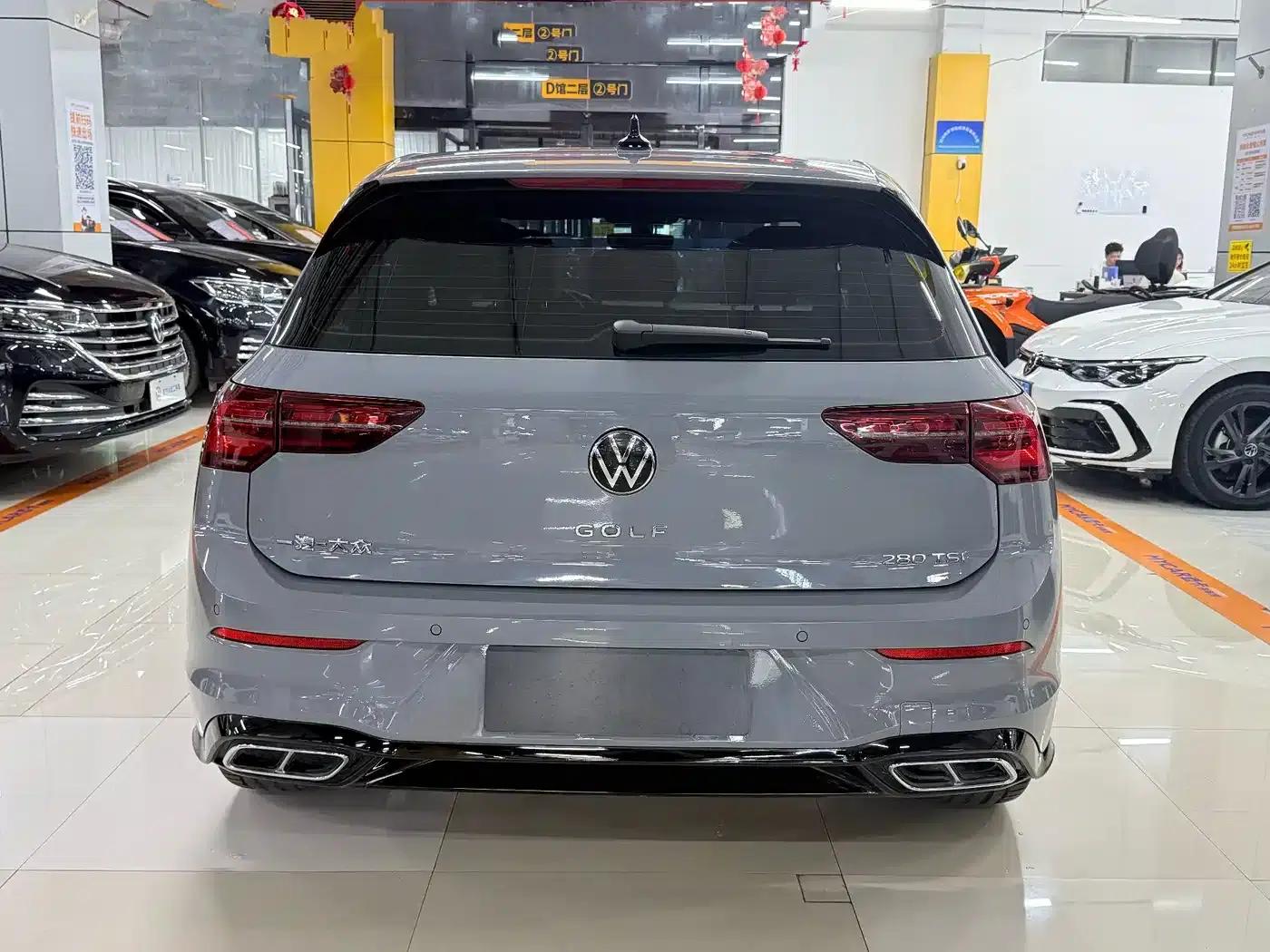 2023 Golf 280TSI DSG R-Line Lite — миниатюра 5