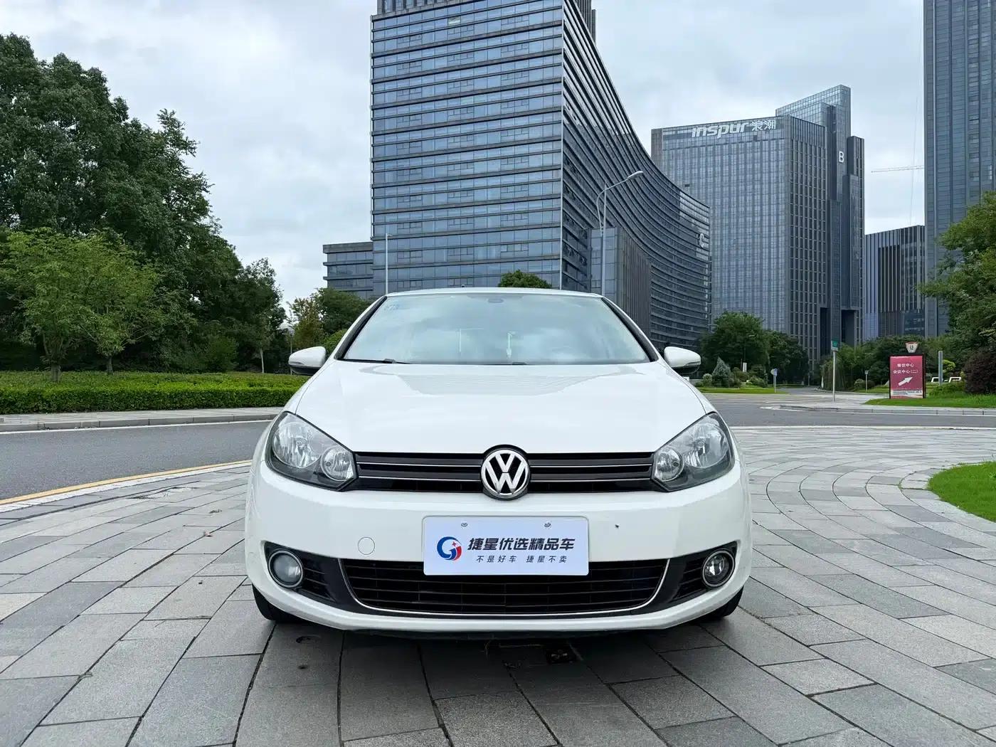 2012 Golf 1.4TSI Automatic Luxury — миниатюра 2