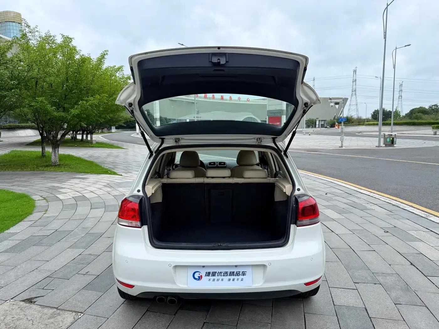 2012 Golf 1.4TSI Automatic Luxury — миниатюра 20
