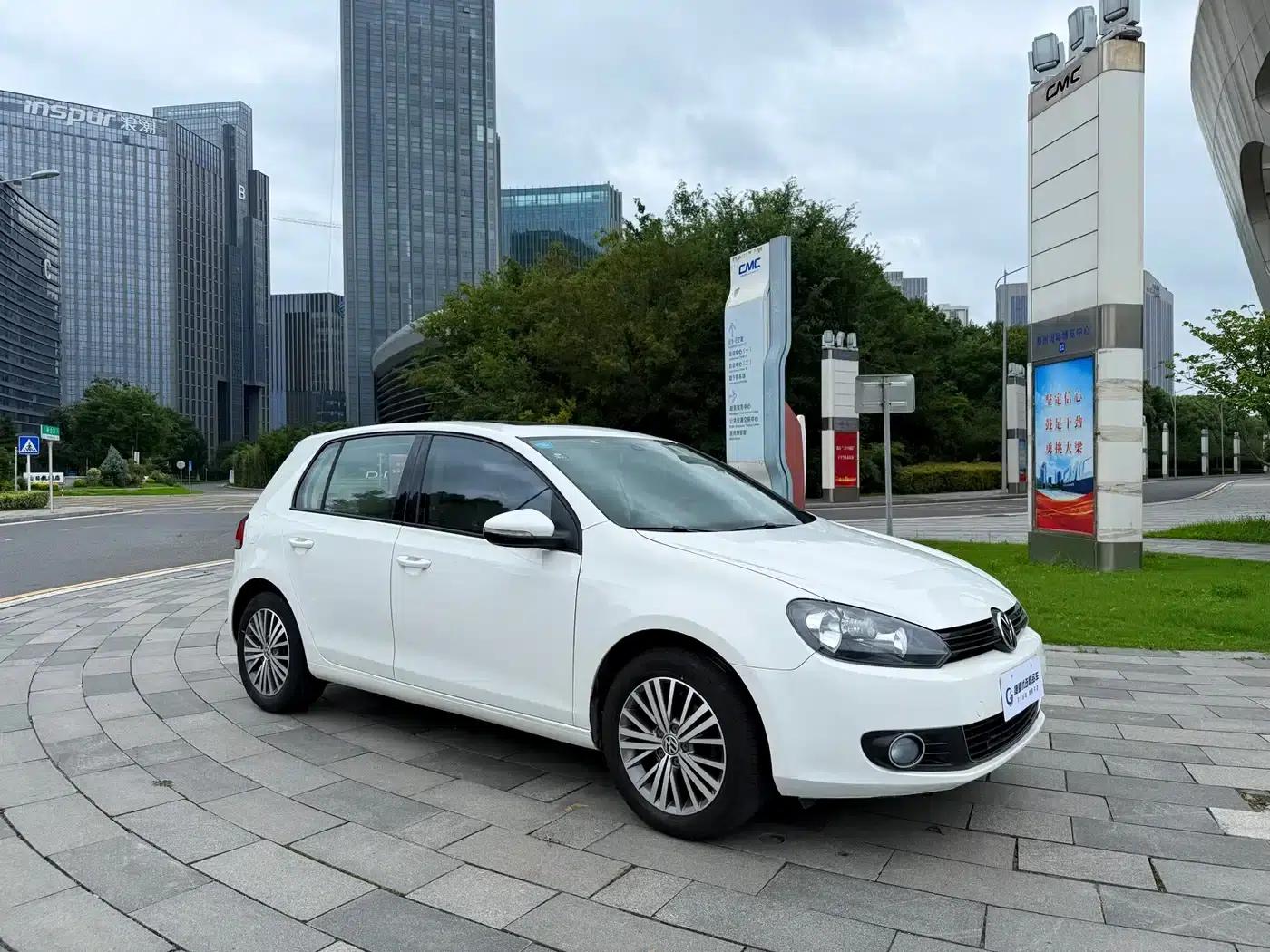 2012 Golf 1.4TSI Automatic Luxury — миниатюра 3