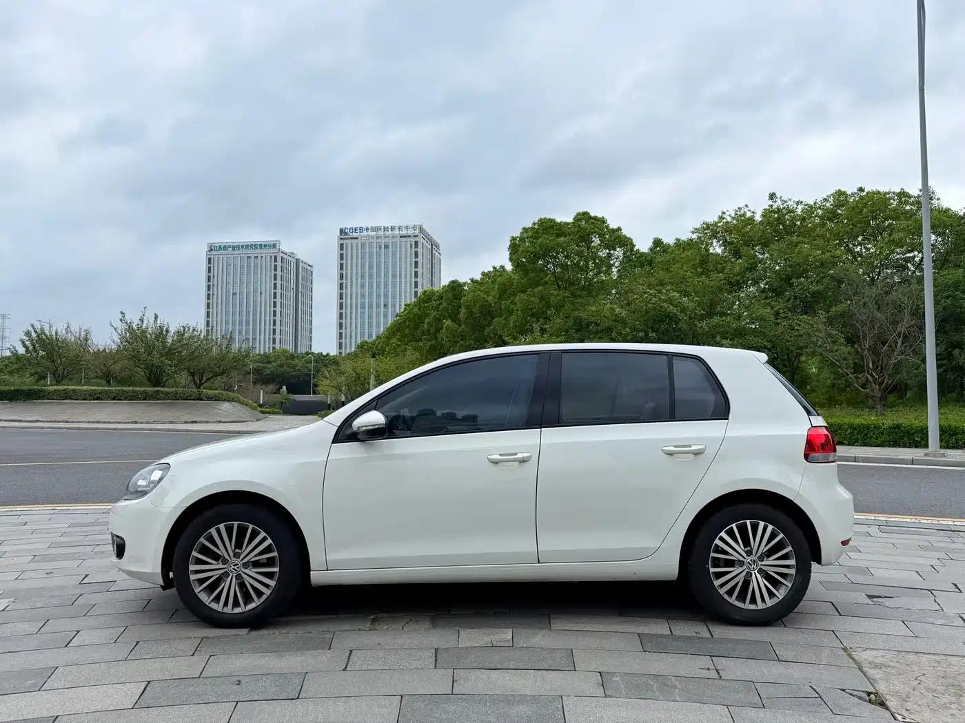 2012 Golf 1.4TSI Automatic Luxury — миниатюра 5