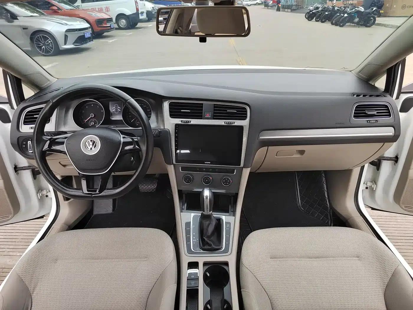 2015 Golf 1.4TSI Automatic Comfort — миниатюра 4