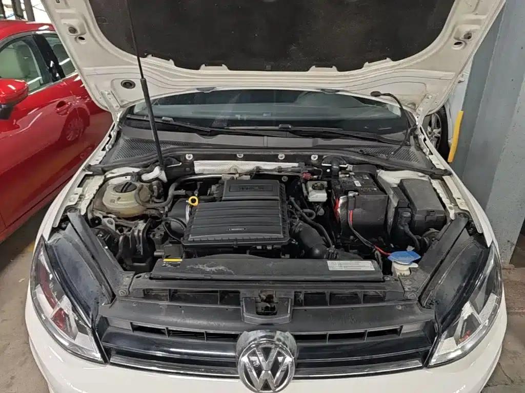2016 Golf 1.6L Automatic Fashion Edition — миниатюра 20
