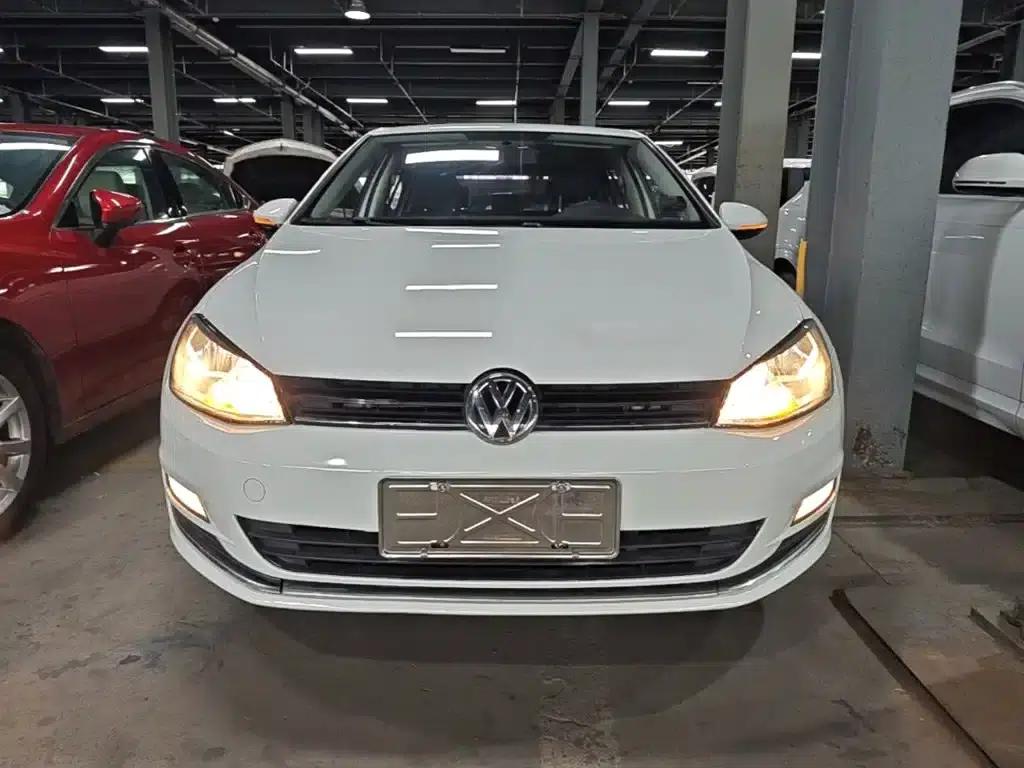 2016 Golf 1.6L Automatic Fashion Edition — миниатюра 3