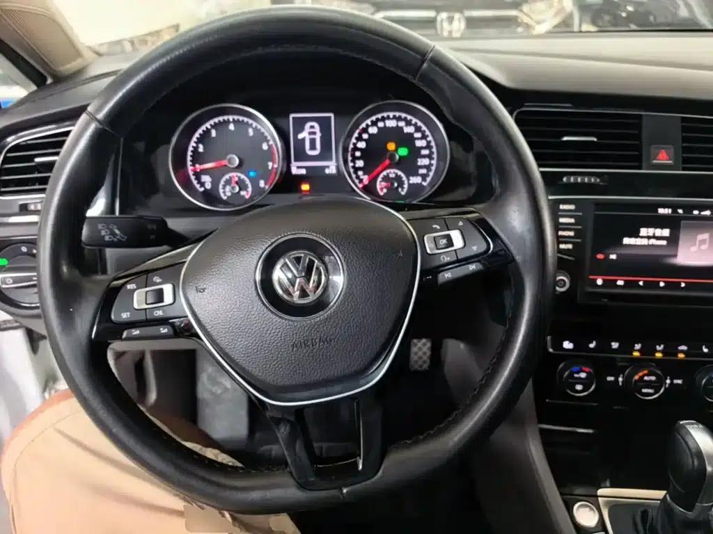 2016 Golf 280TSI Automatic Flagship — миниатюра 11