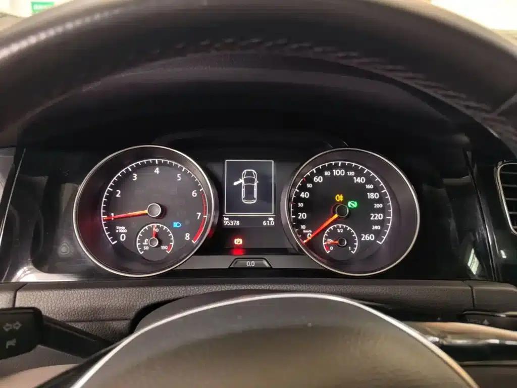 2016 Golf 280TSI Automatic Flagship — миниатюра 12