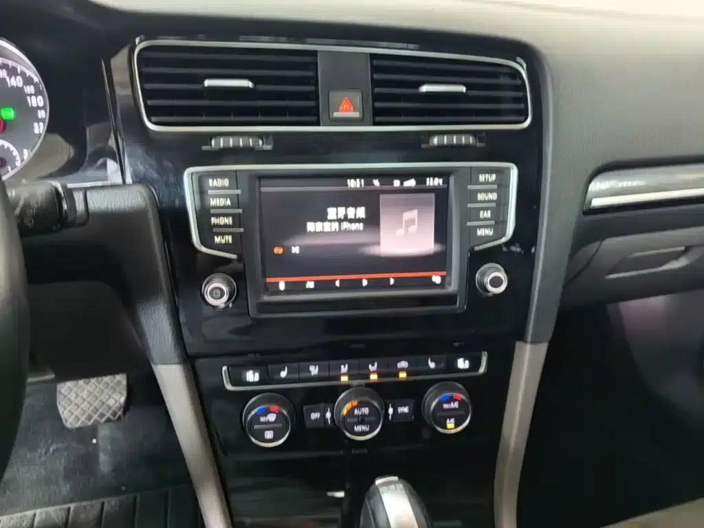 2016 Golf 280TSI Automatic Flagship — миниатюра 13